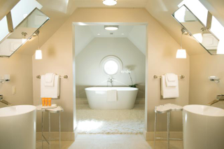 Illustration for article titled Get Away to These 4 Luxurious Black-Owned Hotels and B&Bs